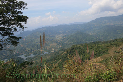 A breathtaking mountain view from Cao Thuong (Ba Be) to Tuyen Quang