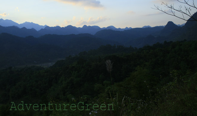 Dusk in the mountains at Pu Luong