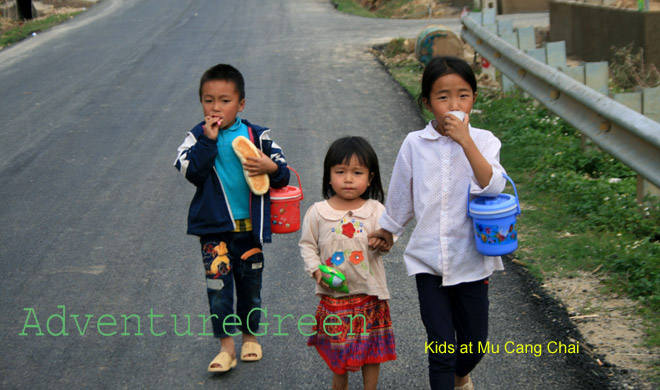 Kids at Mu Cang Chai