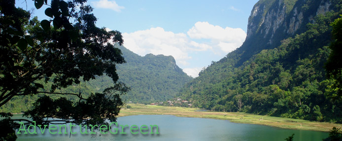 Ba Be Lake, Ba Be National Park in Bac Kan, Vietnam
