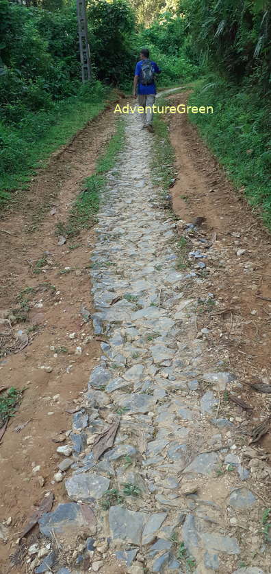 The footpath outside of the village where we depart on our trek today