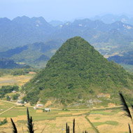 Mountains at the Thung Khe Pass, Hoa Binh