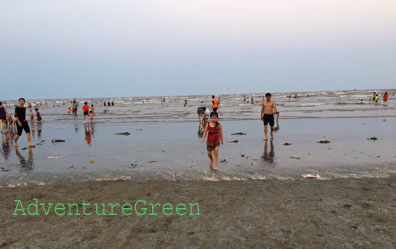 Dien Thanh Beach at dusk, Dien Chau, Nghe An