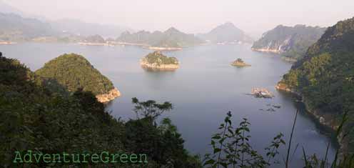 What is the difference between Ba Khan and Halong Bay then?