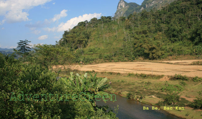The Lu River near the road to Ba Be