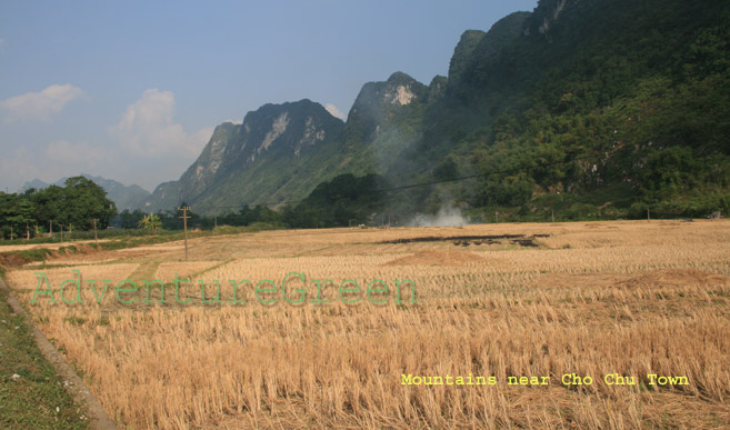 Scenic mountains on the way from Hanoi to the Ba Be National Park