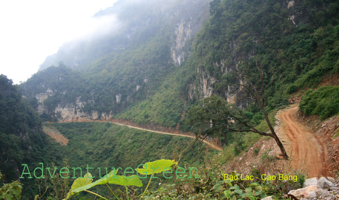 Mountain road at Xuan Truong, Bao Lac, Cao Bang