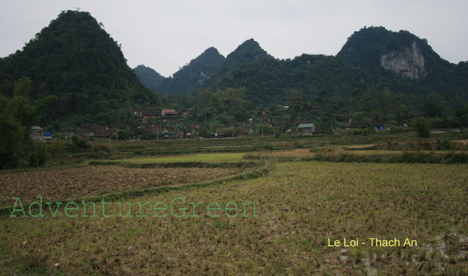 A Tay community at Le Loi, Thach An