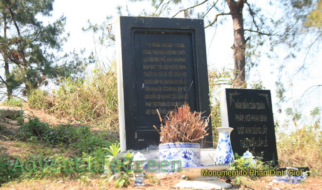 Monument to Phan Dinh Giot at Beatrice 2