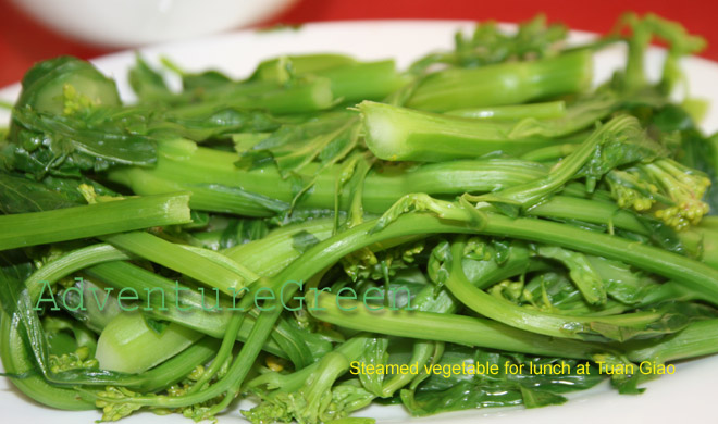 Steamed spinach for lunch