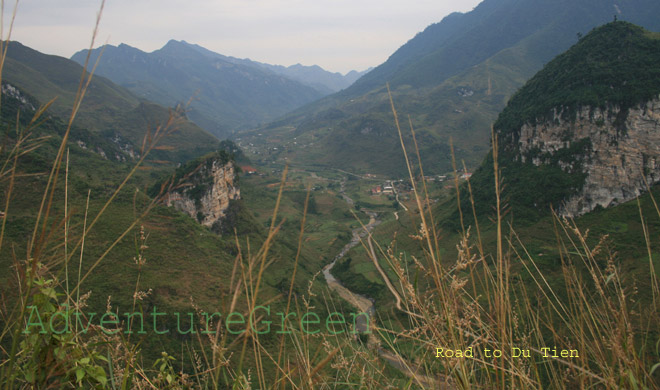 Scenic road at Du Gia - Du Tien which is to the north of the Du Gia Valley