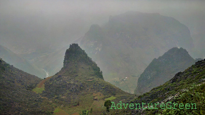 Mountains at the Ma Pi Leng Pass in Meo Vac, Ha Giang