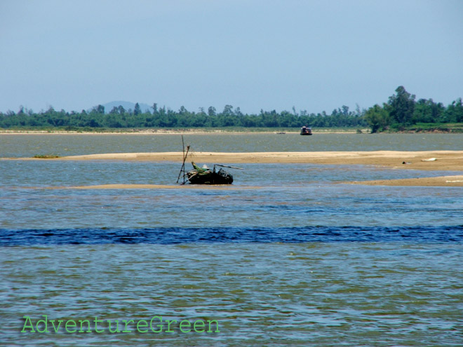 Beaches on the Thu Bon River at Hoi An