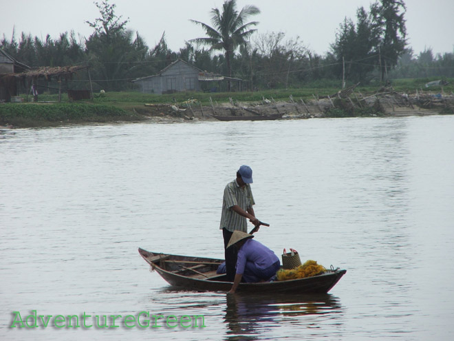 Making a living on the Thu Bon River at Hoi An