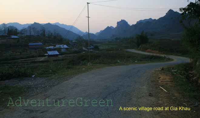 A scenic village road at Lai Chau