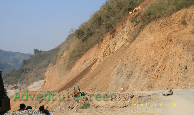 A road block at Sin Ho