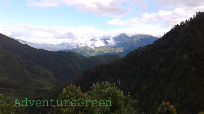 A view of the Ngu Chi Son Mountain from the trekking trail to the Ky Quan San Mountain