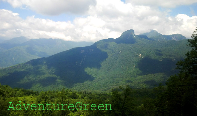 Nhiu Co San, another mountain peak of nearly 3,000m, was so close on the trek