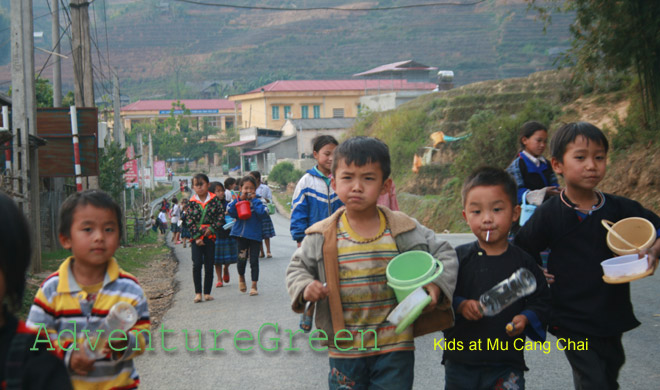 Cute boys at Mu Cang Chai