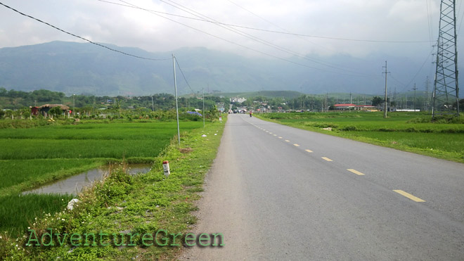 A scenic road passing through the heart of the Muong Lo Valley, Nghia Lo Town, Yen Bai