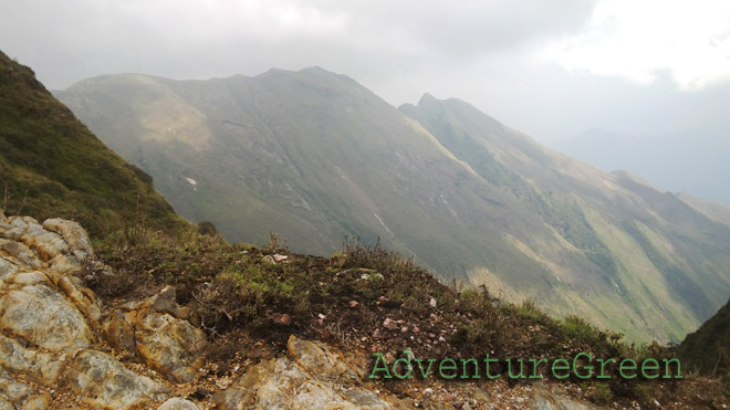 Breathtaking landscape on the way to the summit of the Phu Song Sung - Ta Chi Nhu Mountain in Tram Tau District, Yen Bai Province