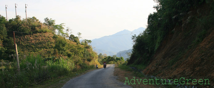 A mountain road at Bac Me, Ha Giang