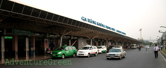 Cars and taxis in front of Tan Son Nhat Airport in Saigon