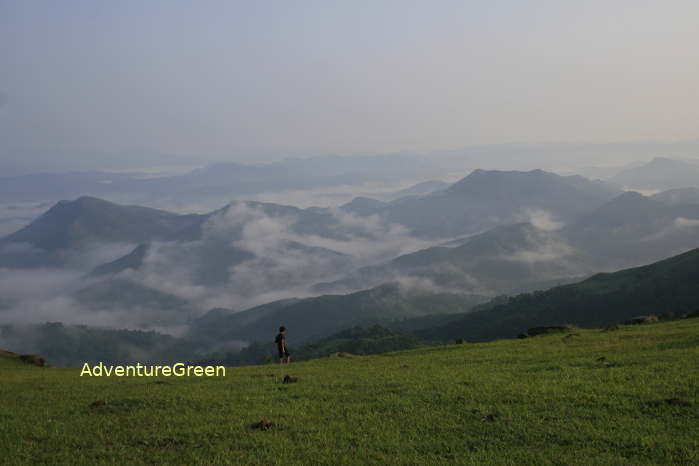 Captivating clouds and mountains at Dong Cao, Bac Giang Province