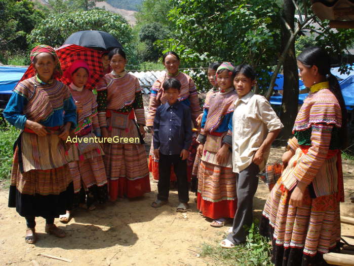 Flower Hmong at the Coc Ly Market in Bac Ha District, Lao Cai Province