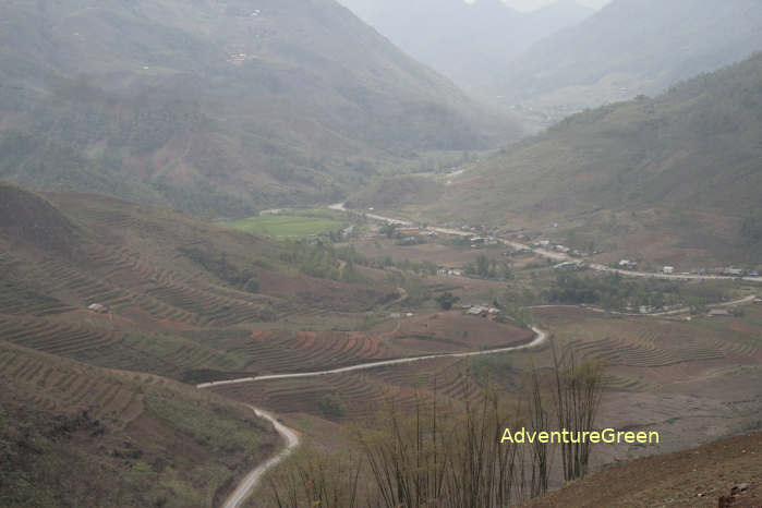A scenic road near the Heavenly Gate at Quan Ba, Ha Giang, Vietnam