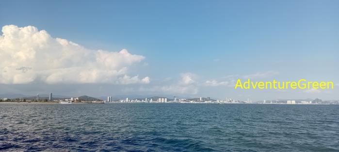 Travel guide to Halong Bay, Vietnam