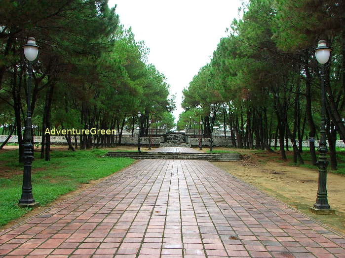 Nam Giao Esplanade where Heaven Offering Ceremonies by the King took place in the past