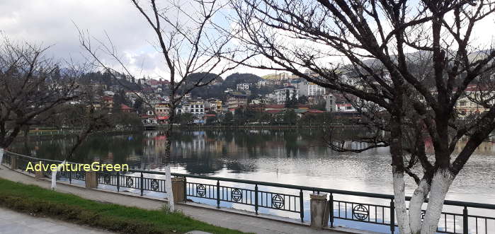 A corner of Sapa Town around a lake