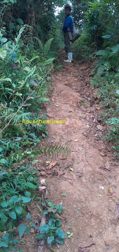 A dirt path near the base of Pu Luong Mountain A dirt path near the base of Pu Luong Mountain