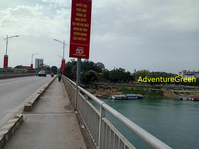 Travel guide to Tuyen Quang, Vietnam Travel guide to Tuyen Quang, Vietnam