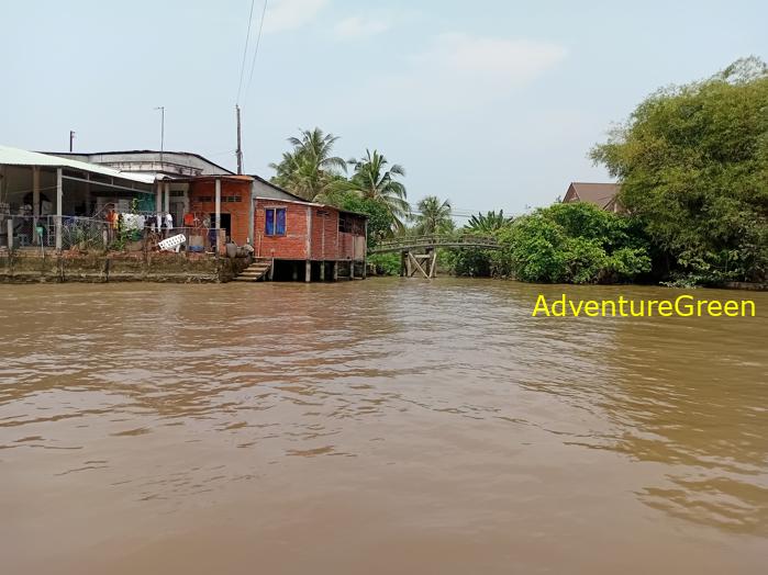 Travel guide to Vinh Long, Vietnam Travel guide to Vinh Long, Vietnam